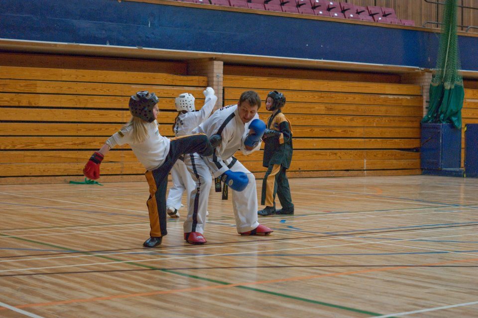 Junior sparring class with Mr Grant Churchward